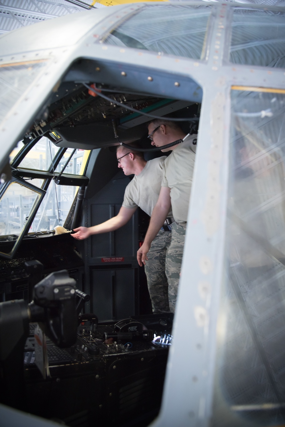 913th MXS training helps keep 403rd fleet mission-ready