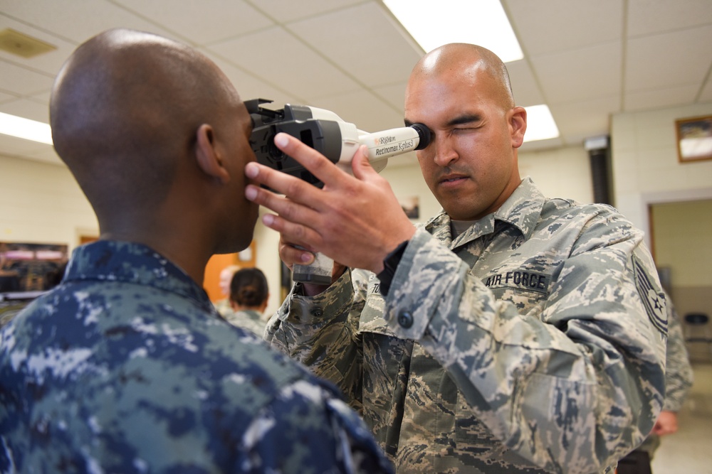 Joint Service Medical Professionals prepare for Smoky Mountain Medical 2017