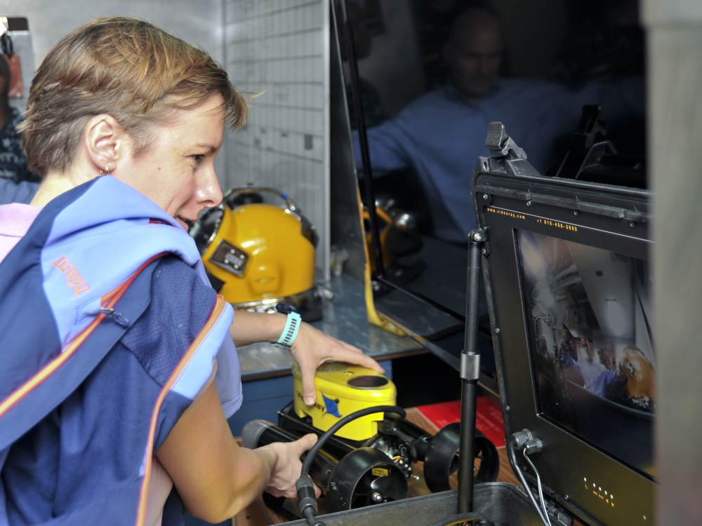 Kate Käufer, a staff delegate from the Senate Appropriations Committee, tours USS Emory S. Land (AS 39)