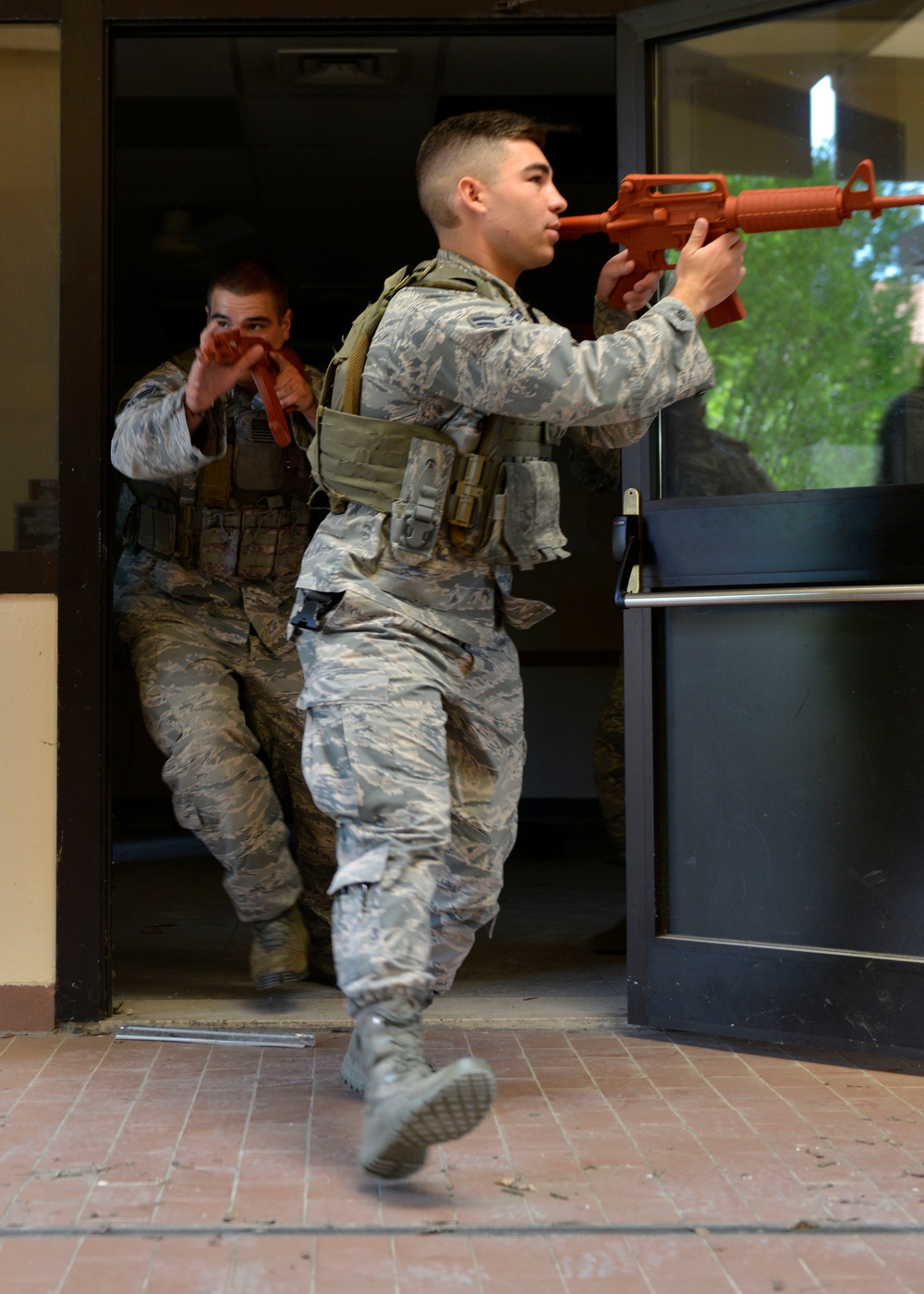 Contact left: 31 SFS defends the right way