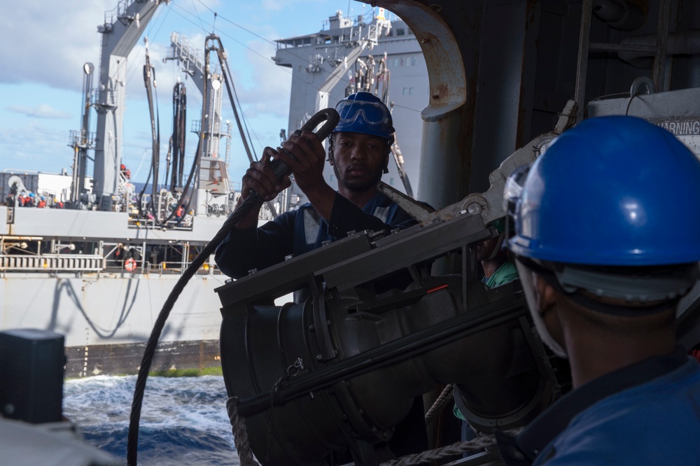 USS Bonhomme Richard Refueling