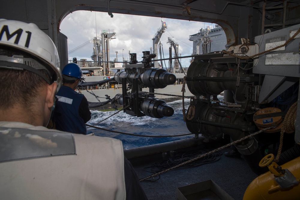 USS Bonhomme Richard Refueling