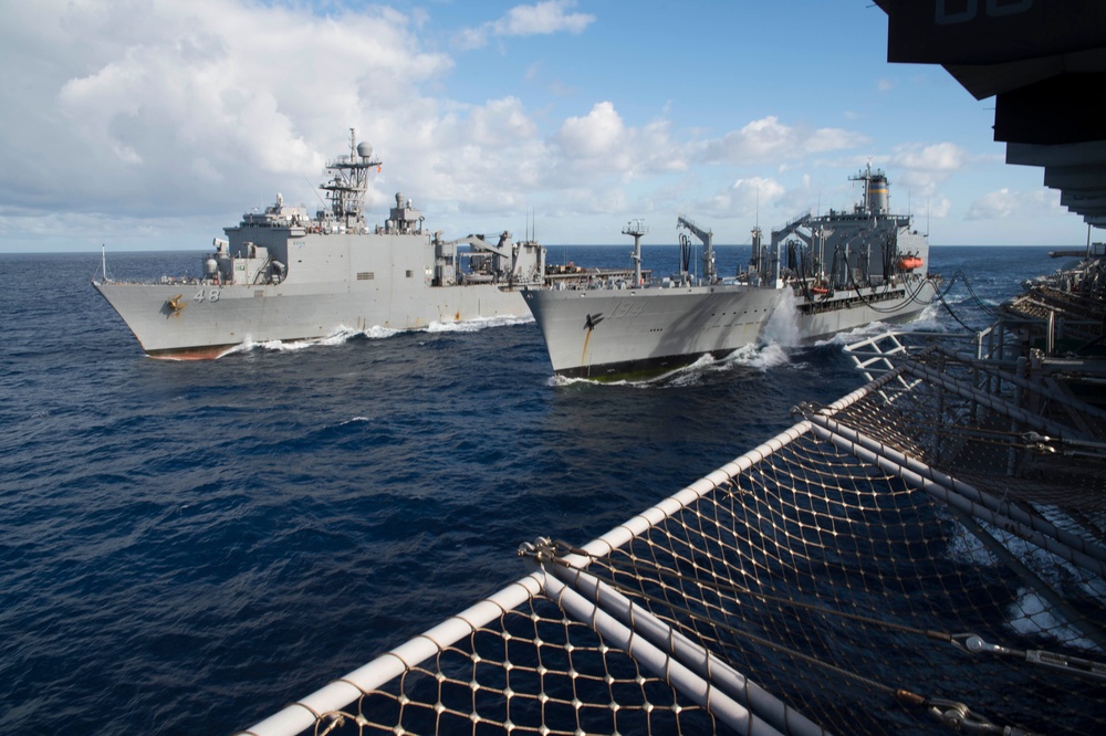 USS Bonhomme Richard Refueling