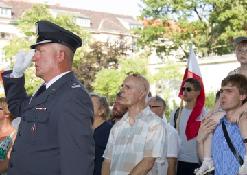 73rd Warsaw Uprising Wreath-Laying Ceremony
