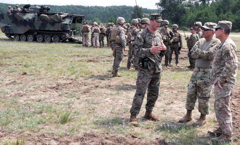 Maj. Gen. Vadnais visits Marines at NS 17