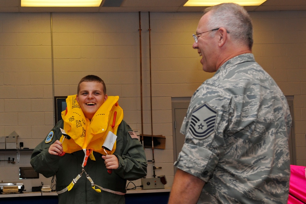 Gahanna teen becomes honorary Pilot for a Day