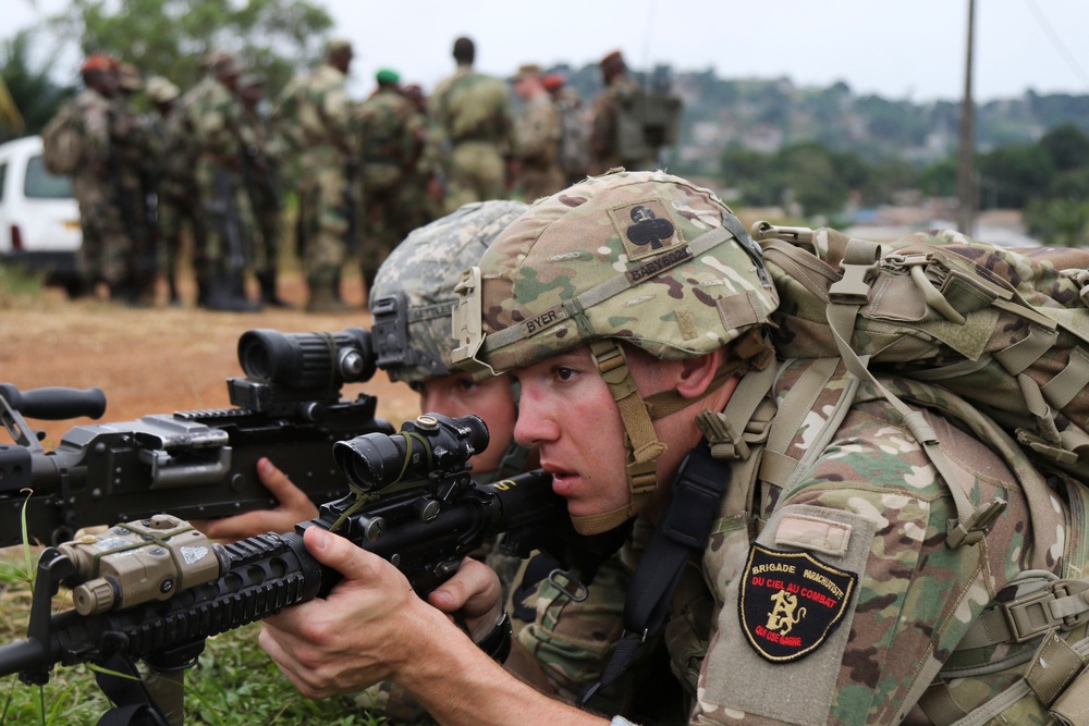 101 Division (Air Assault) Soldiers train alongside Gabonese counterparts during Judicious Activation ’17-2