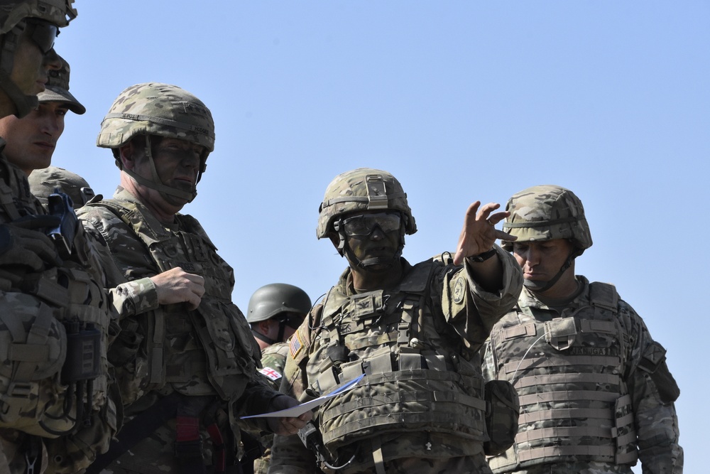 LTG Hodges Visits U.S. Troops during Noble Partner