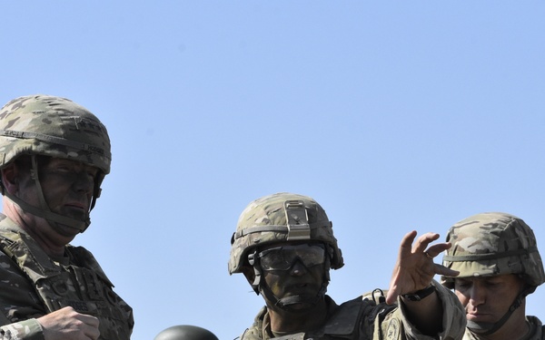 LTG Hodges Visits U.S. Troops during Noble Partner