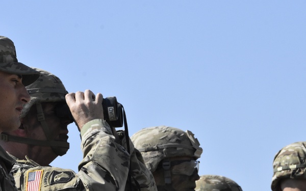 LTG Hodges Visits U.S. Troops during Noble Partner