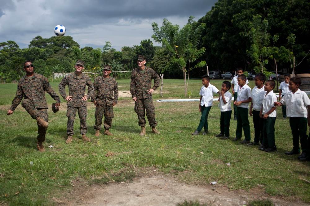 Marines with the SPMAGTF-SC conduct commencement ceremony for Trujillo school projects