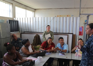 SPS 17 Medical Professionals Exchange Knowledge with Honduran Counterparts