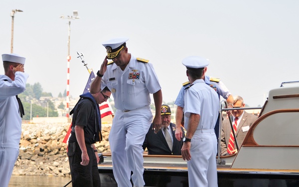 CNRNW Visits USS Anchorage