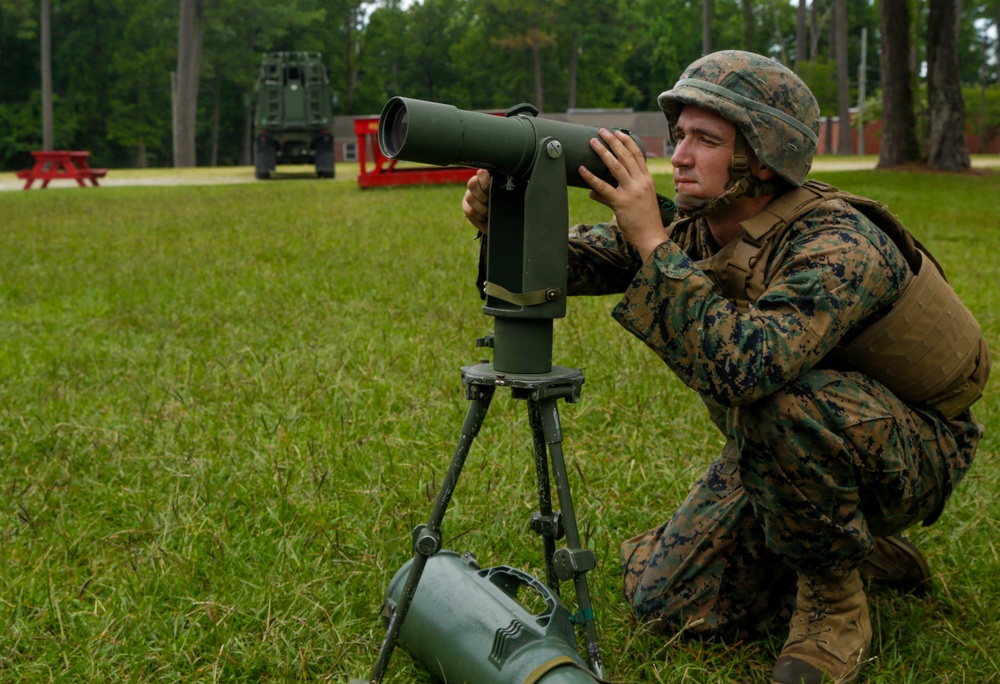 Guns out: Artillery Marines Participate in Section Chief Course