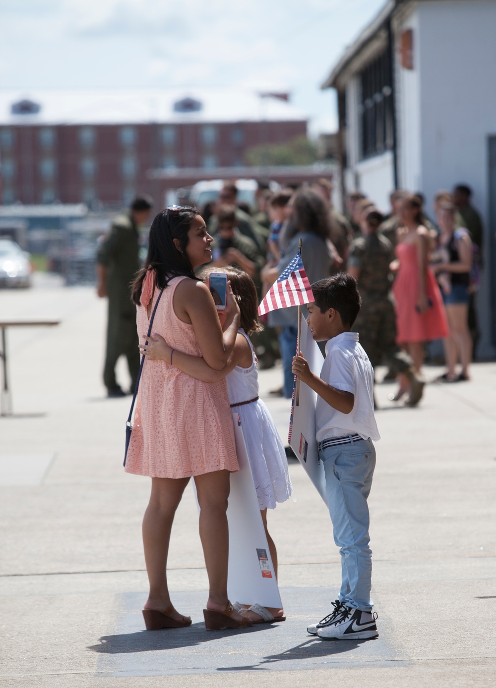 VMGR-252 Returns Home