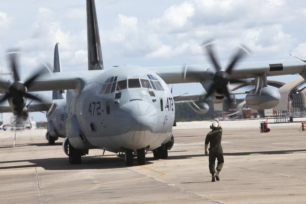 VMGR-252 Returns Home