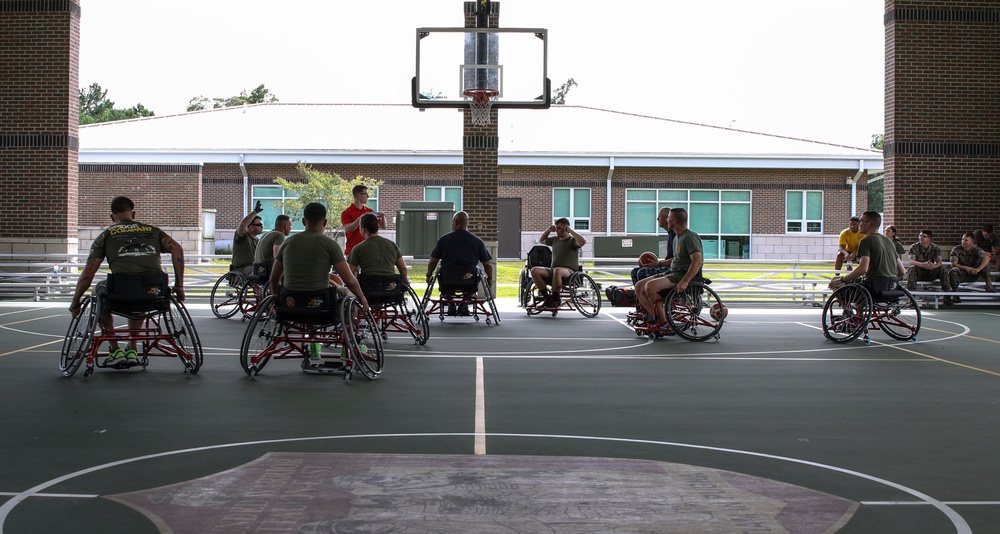 2nd MAW CG visits Wounded Warrior Battalion-East Marines