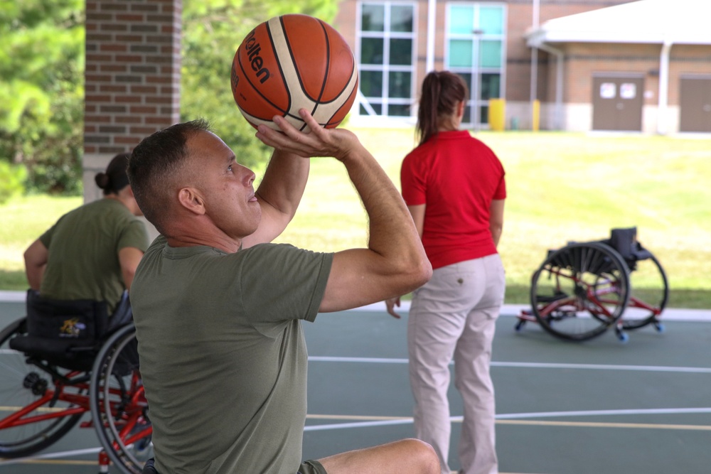 2nd MAW CG visits Wounded Warrior Battalion-East Marines