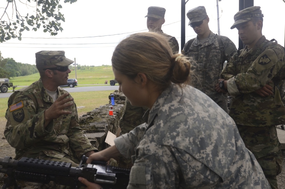 New cadets learn from the best in the Army Reserve