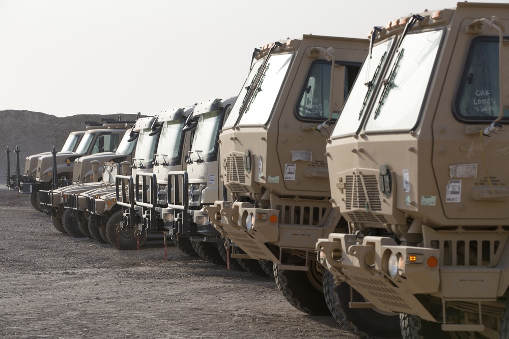 U.S. Army divests vehicles to Iraqi security forces