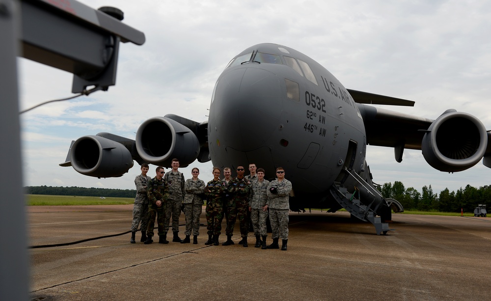 Columbus AFB enjoys C-17 display