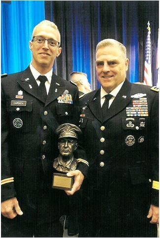 CW2 Larsen receives General MacArthur Leadership Award