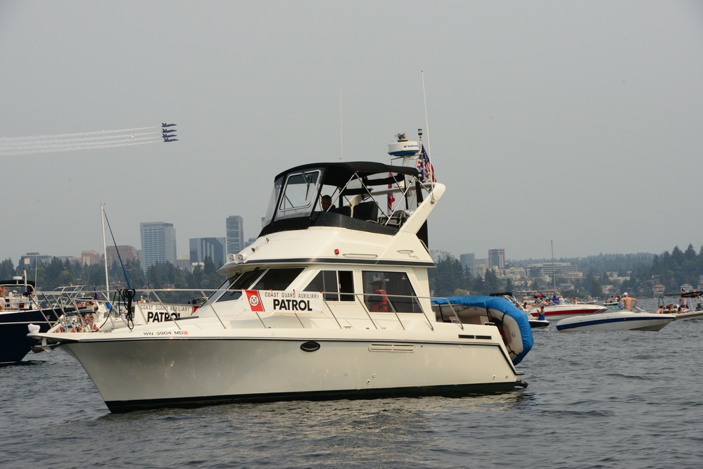 Coast Guard conducts safety, BUI patrols during Seafair 2017