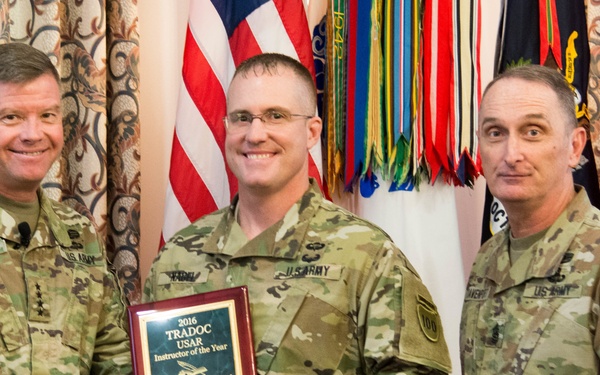 MAJ Nagel Wins TRADOC IOY 2016 Army Reserve Award