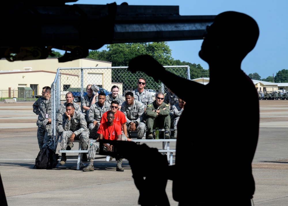 Weapons load competition builds crew’s efficiency, confidence