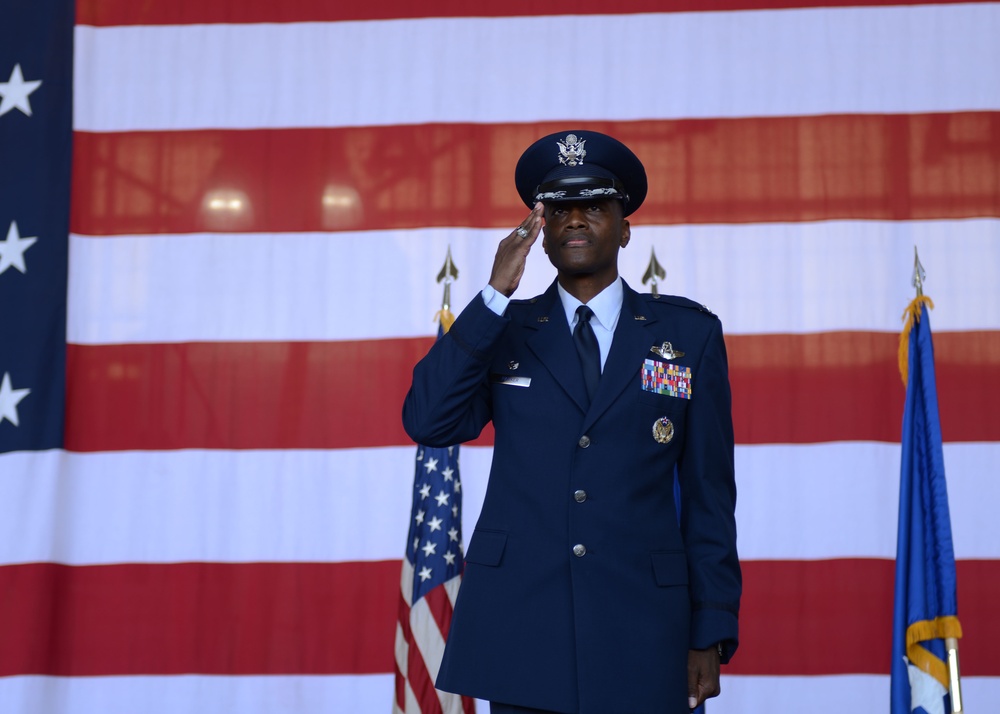 7th Bomb Wing welcomes new commander