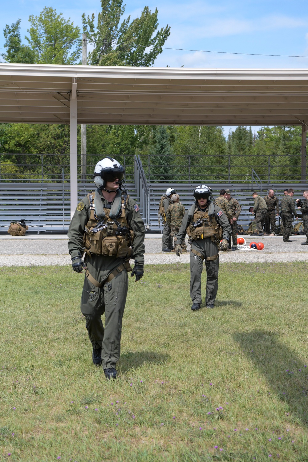 Navy, Marines exercise Special Insertion and Extraction (SPIE) proficiency