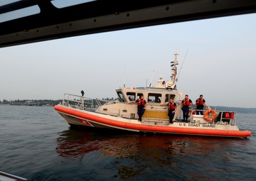 Coast Guard conducts safety, BUI patrols during Seafair 2017