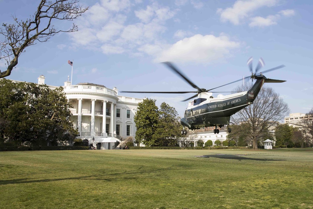 HMX-1 landings at White House