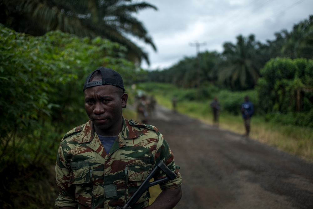 SPMAGTF-CR-AF Marines Train Cameroonian Marines