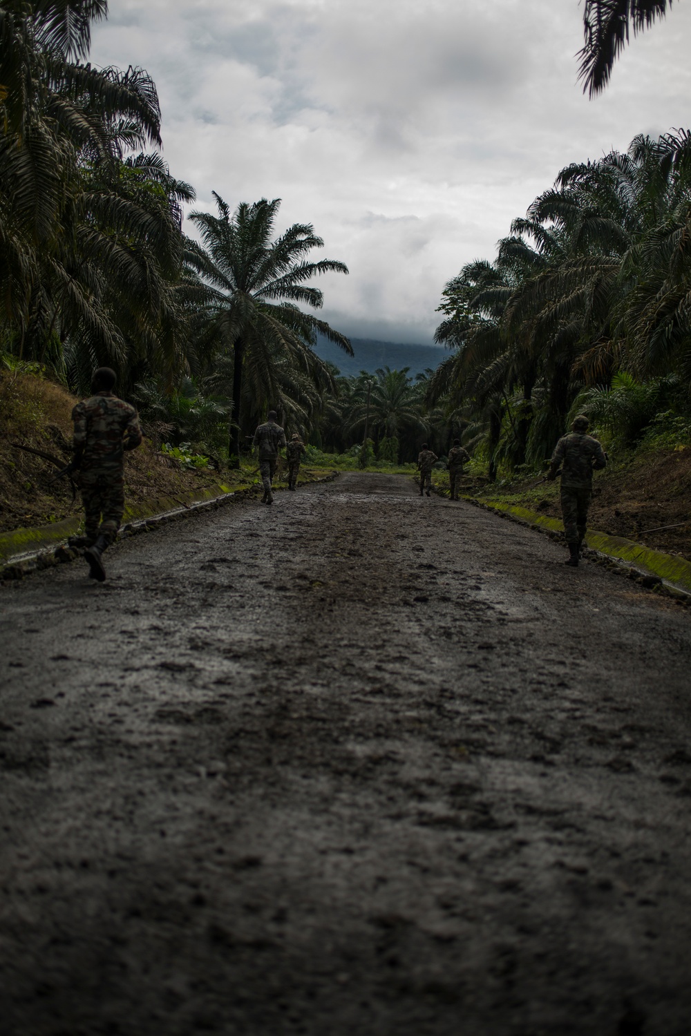 SPMAGTF-CR-AF Marines Train Cameroonian Marines