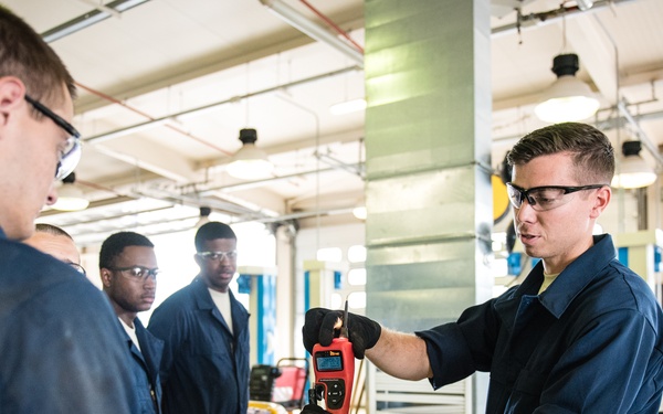 512 LRS takes part in Total Force mission in Italy