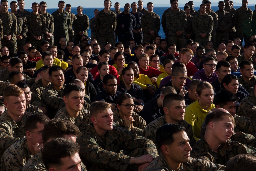 Corps’ top leaders visit 31st MEU, Bonhomme Richard