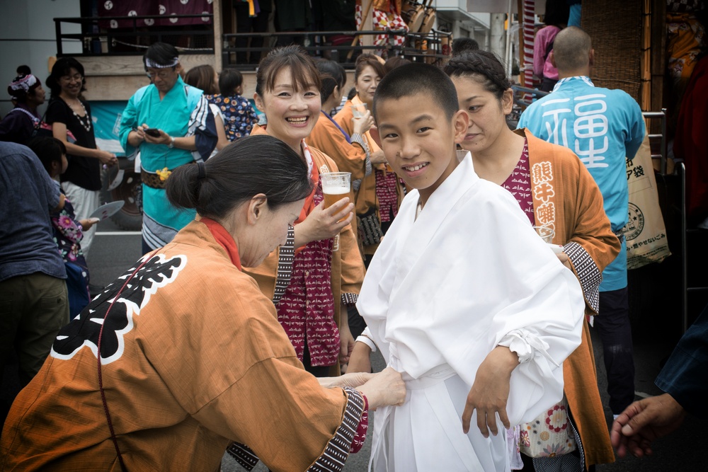 Yokota celebrates Tanabata Festival with local community