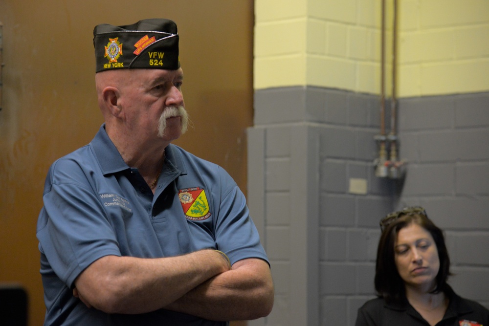 VFW Leaders visit Grafenwoehr's Gunfighter Gym