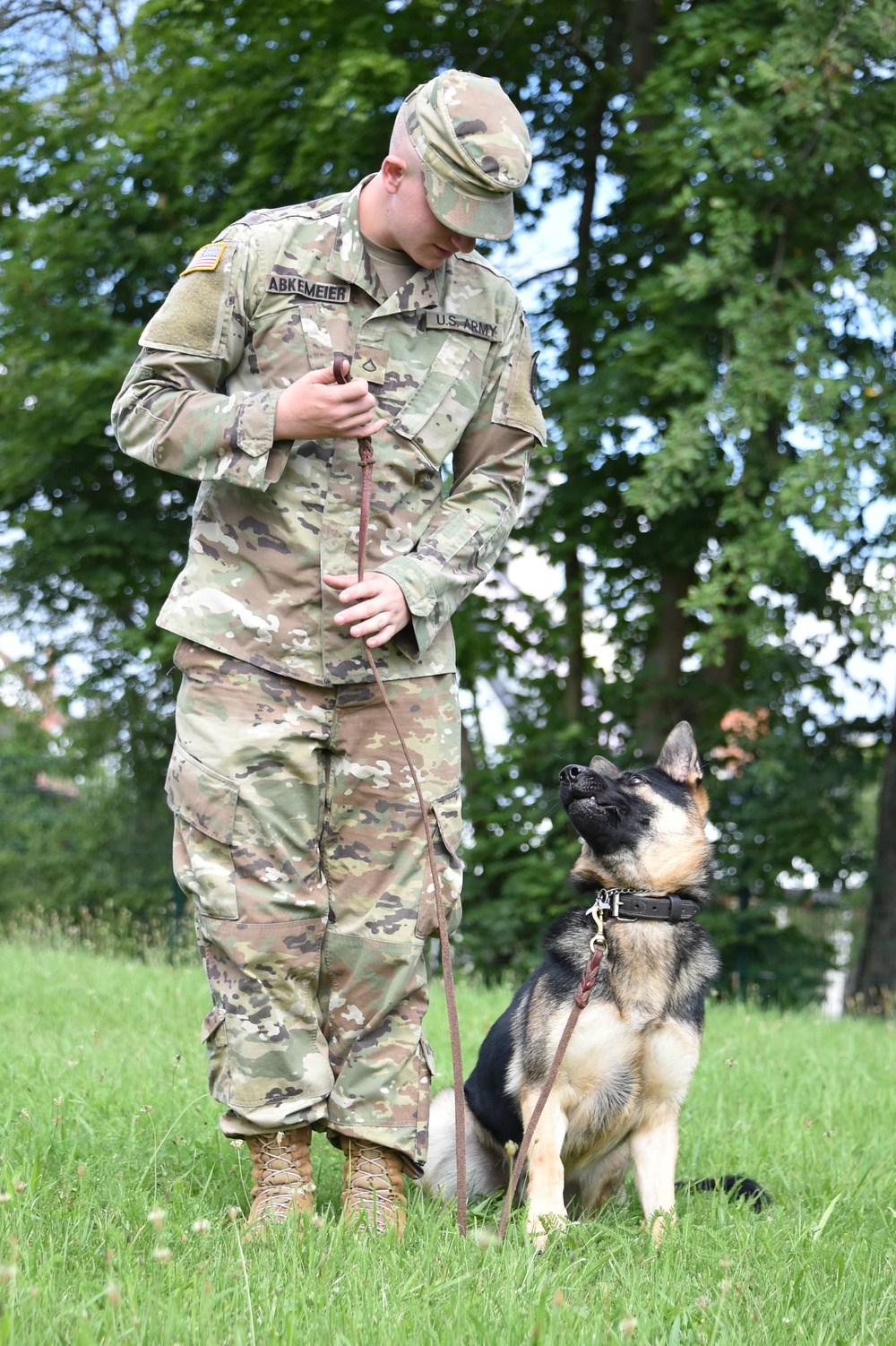 131st MP MWD training