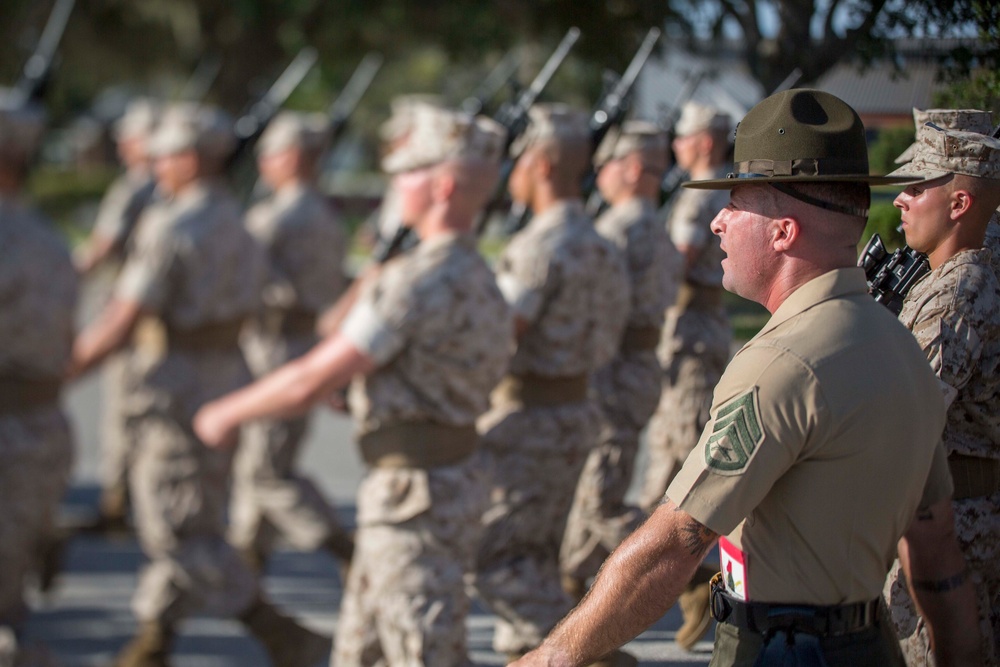 Marine recruits complete final drill evaluation on Parris Island