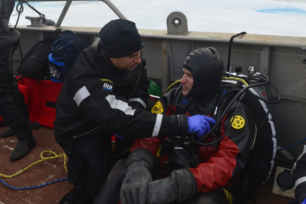 Coast Guard divers prepare for Arctic Dive