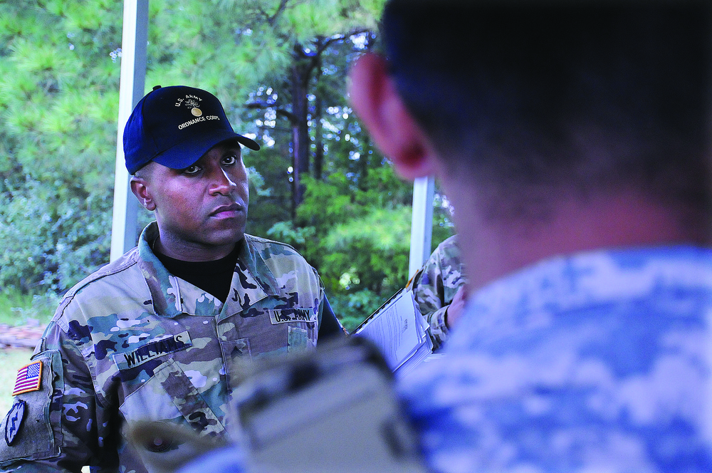 Learning by layout -- Soldiers use sand tables to configure field ammunition facilities