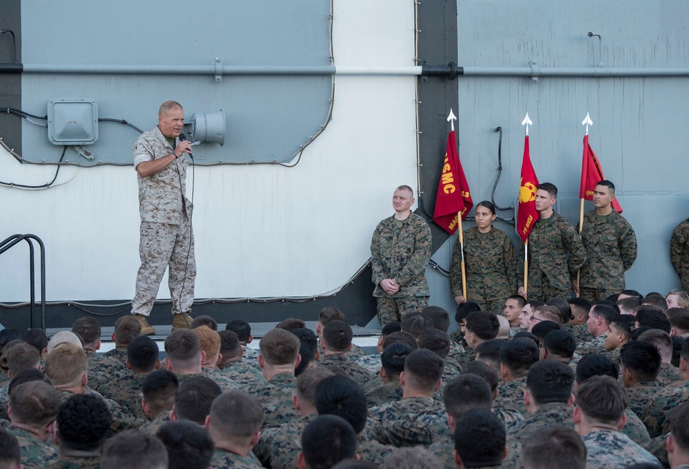 Commandant of the Marine Corps visits 31st MEU, BHR ESG in solidarity after MV-22 mishap