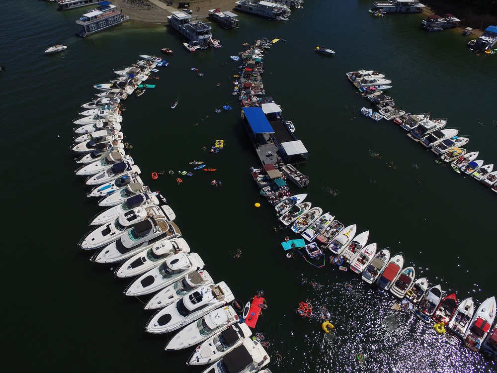 Park Rangers keep boaters safe during World’s largest Raft-Up at Lake Cumberland
