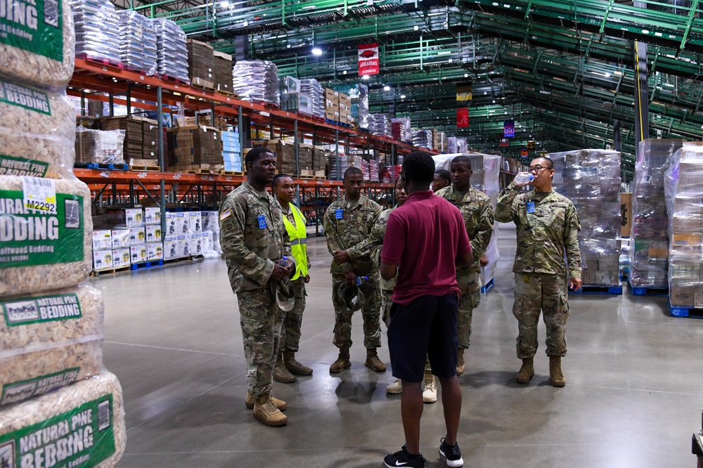 Soldiers Visit Wal-Mart Distribution Center