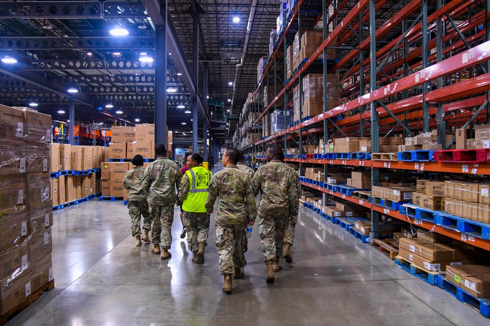 Soldiers Visit Wal-Mart Distribution Center