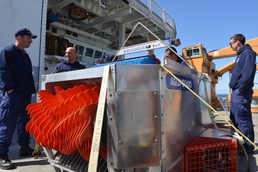 Skimming the surface of Arctic oil recovery