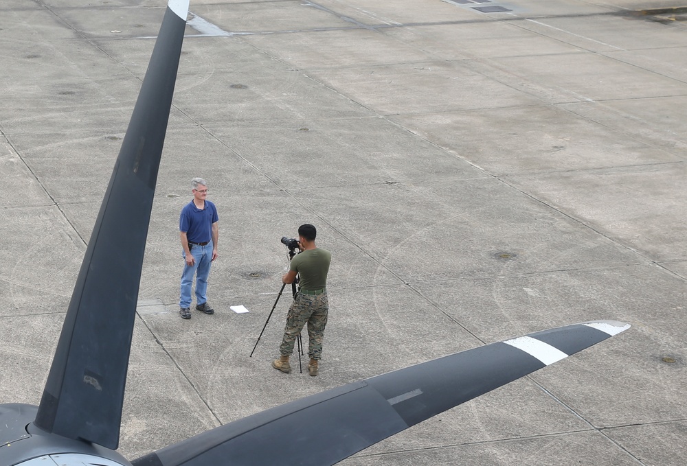 Marines with 22nd MEU Install Satellite Communication System