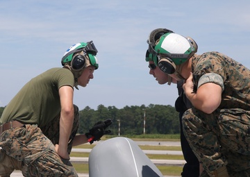 Marines with 22nd MEU Install Satellite Communication System